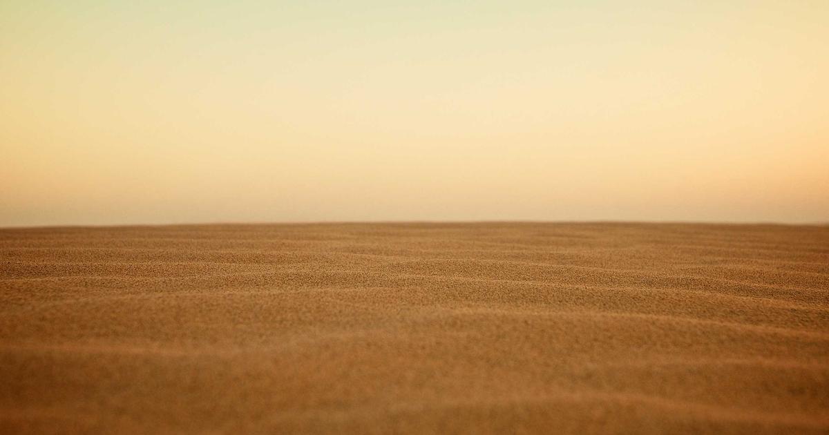 用AI做”竞品雷达”:每周自动追踪新品、价格、功能变化